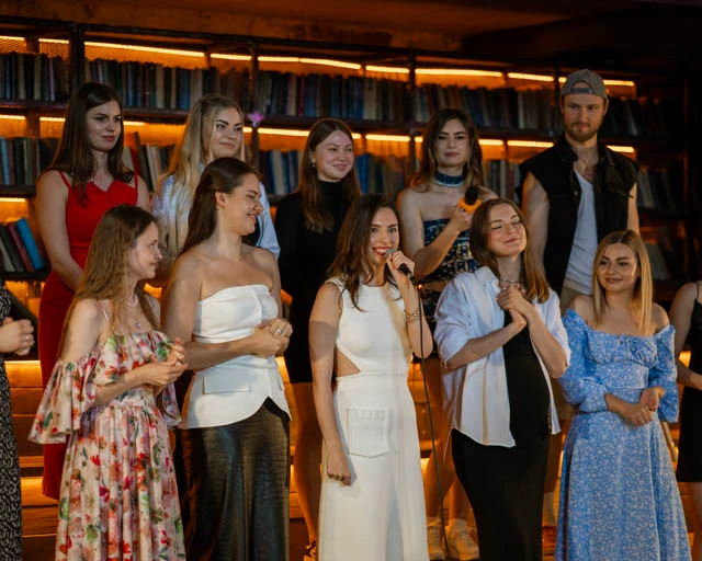 Урок вокалу в студії PROVOCAL Київ Хрещатик